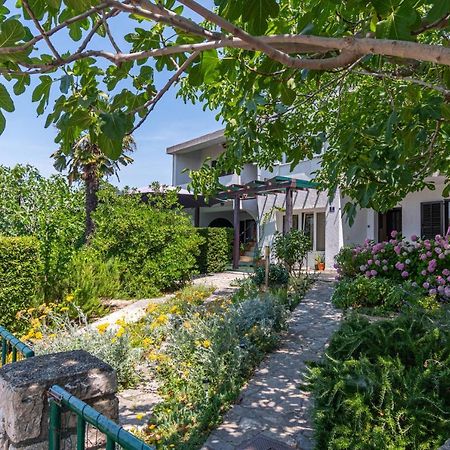 Apartments By The Sea Punat, Krk - 5351 ภายนอก รูปภาพ