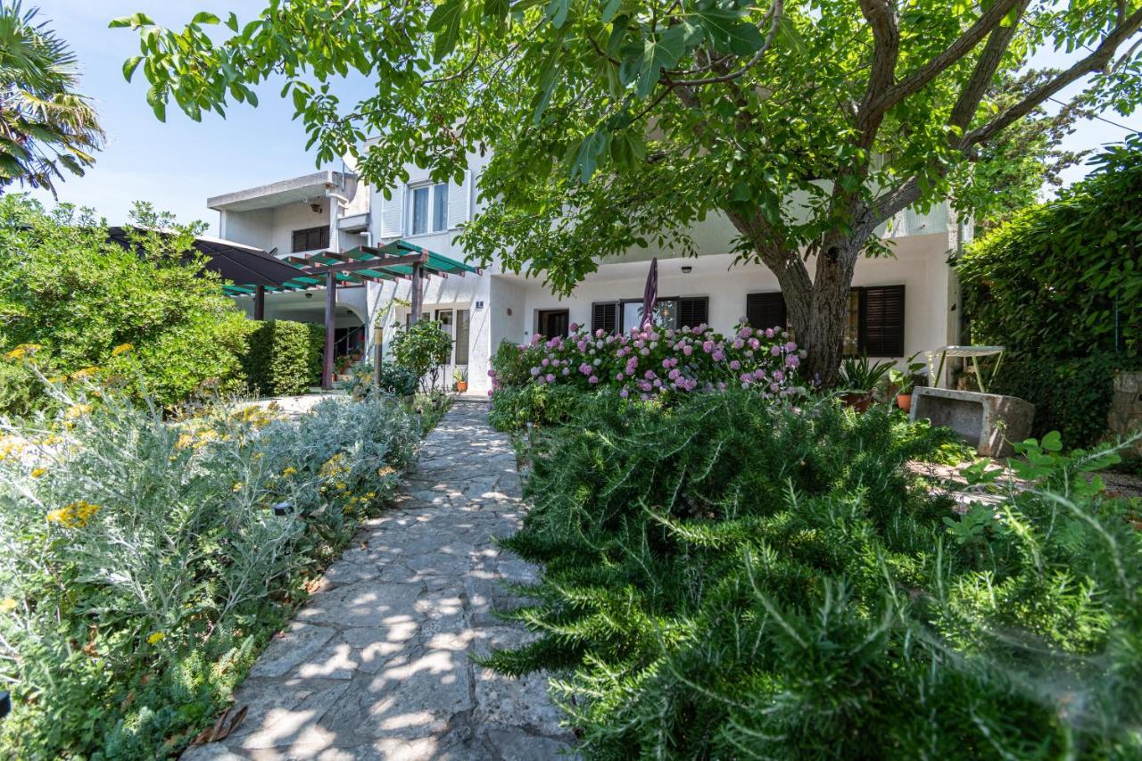 Apartments By The Sea Punat, Krk - 5351 ภายนอก รูปภาพ