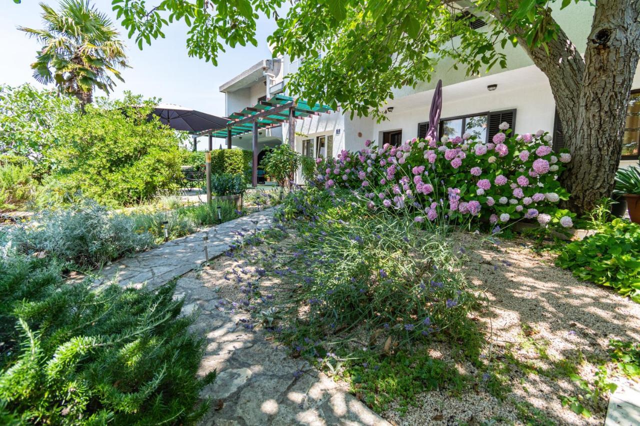 Apartments By The Sea Punat, Krk - 5351 ภายนอก รูปภาพ