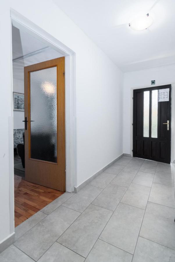 Apartments By The Sea Punat, Krk - 5351 ภายนอก รูปภาพ