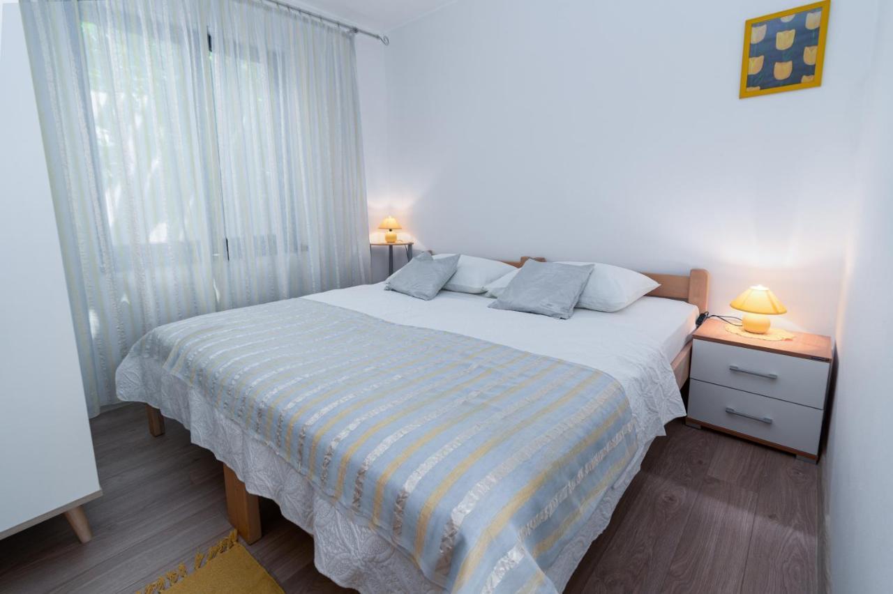 Apartments By The Sea Punat, Krk - 5351 ภายนอก รูปภาพ